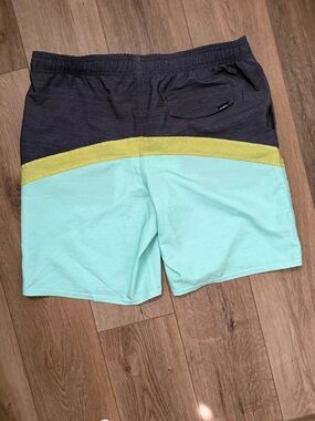 O'Neill Gray and Lime Colorblock Boardshorts